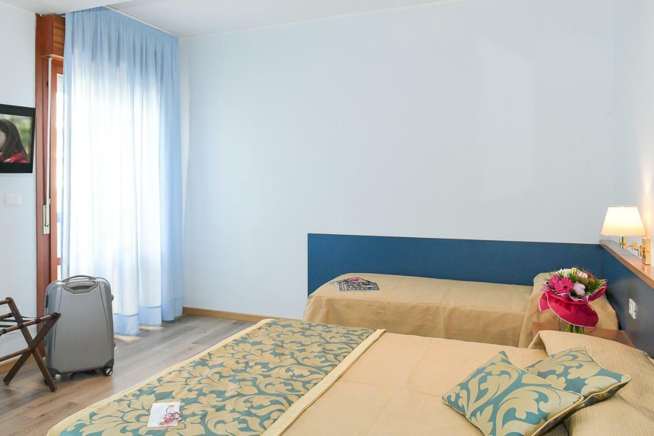 Hotel Souvenir Lido di Jesolo Ngoại thất bức ảnh